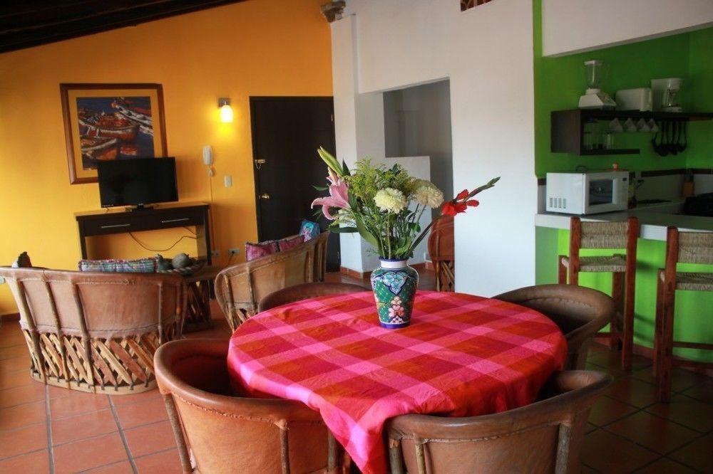 La Iguana Vallarta Lgbt Adults Only - Romantic Zone - Party Clubbing Street Puerto Vallarta Eksteriør bilde