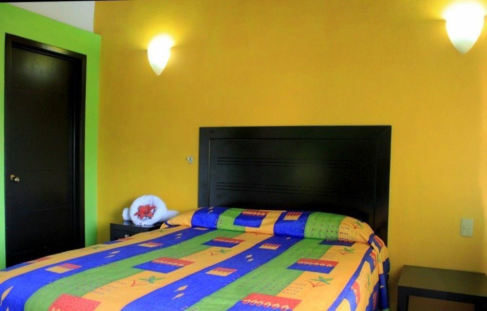 La Iguana Vallarta Lgbt Adults Only - Romantic Zone - Party Clubbing Street Puerto Vallarta Eksteriør bilde